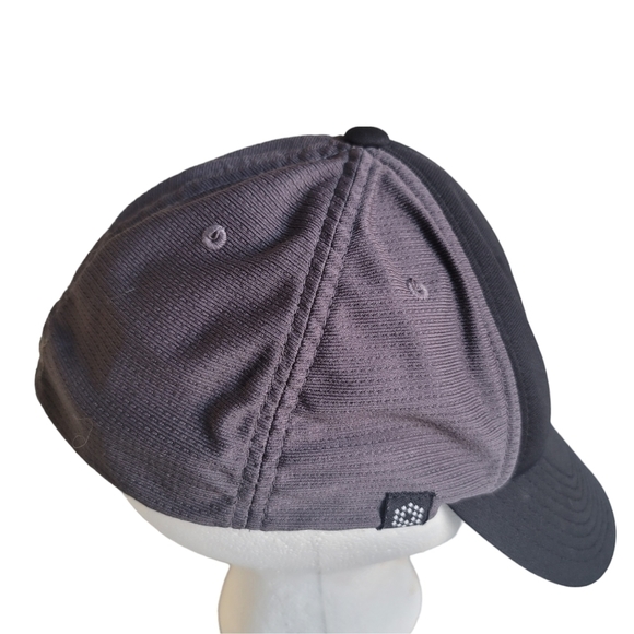Puma  Flexfit Men  Baseball Cap Black and gray - Picture 2 of 4